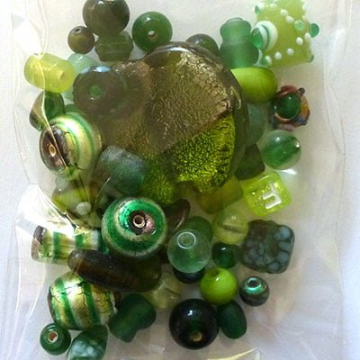 Crackle mix beads ass. groen 60gr.